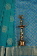 Elegant Kanchipuram Handloom Silk Masterpiece with Grand Pallu in Blue