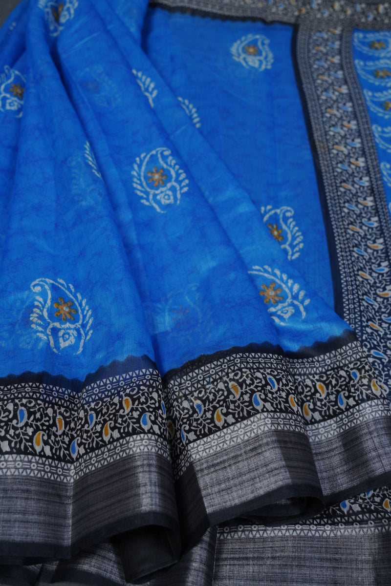 Soft Jute Sarees with Bhandini Prints & Elegant Kaddi Border – Shop Now!