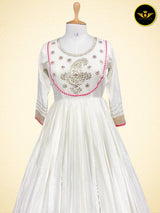 Beautiful Anarkali Gown with Bandej Dupatta in Mesmerizing White