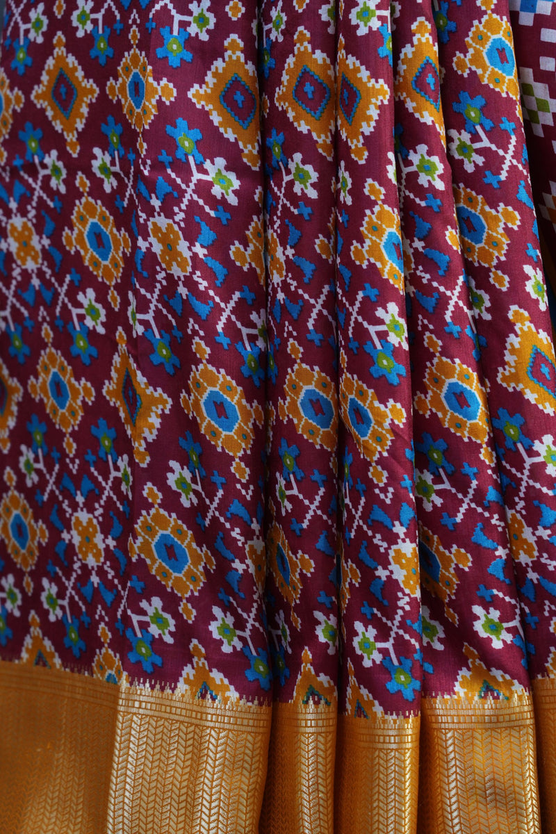 Eccentric Kanchipuram Semi-Silk Saree with Dynamic Ikkat Design