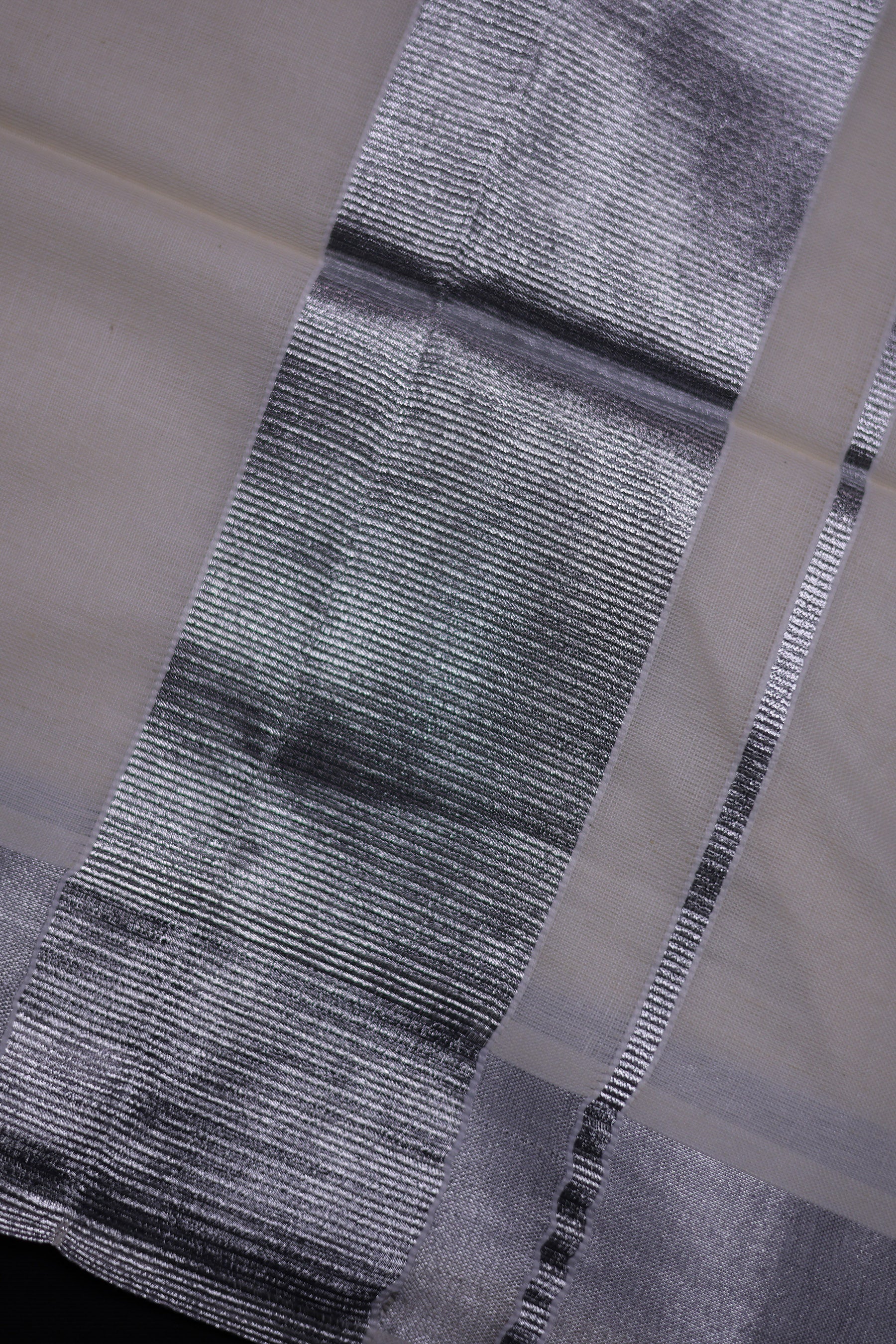 Authentic Kerala Cotton Saree with White Zari Border