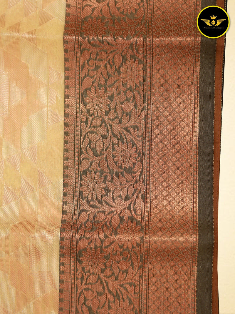 Elegant Semi-Silk Saree - Artfully Crafted Traditional Attire