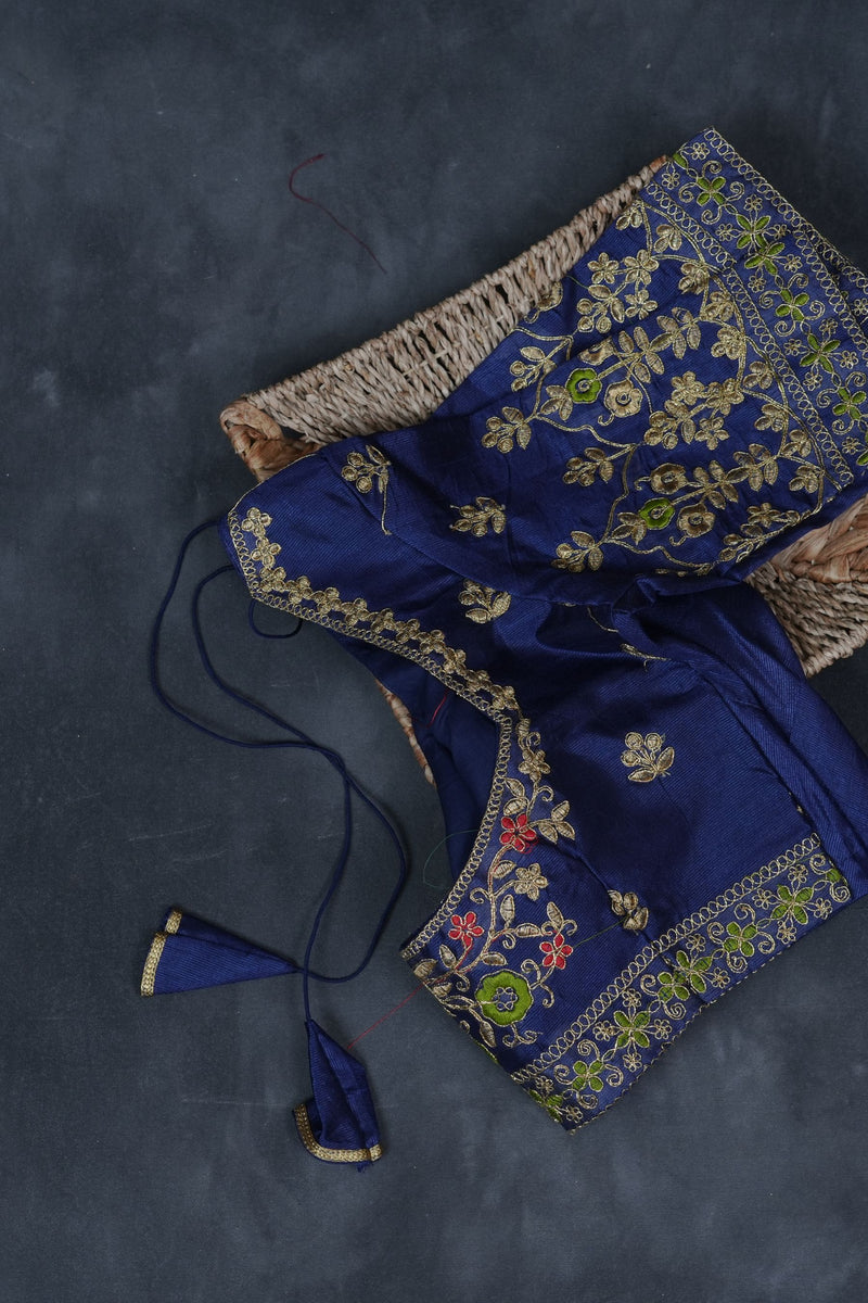 Exquisite Designer Silk Saree Set: Elegant Embroidered Blouse Included