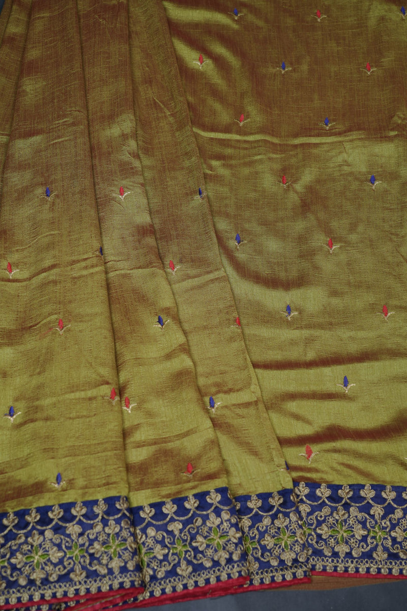 Exquisite Designer Silk Saree Set: Elegant Embroidered Blouse Included