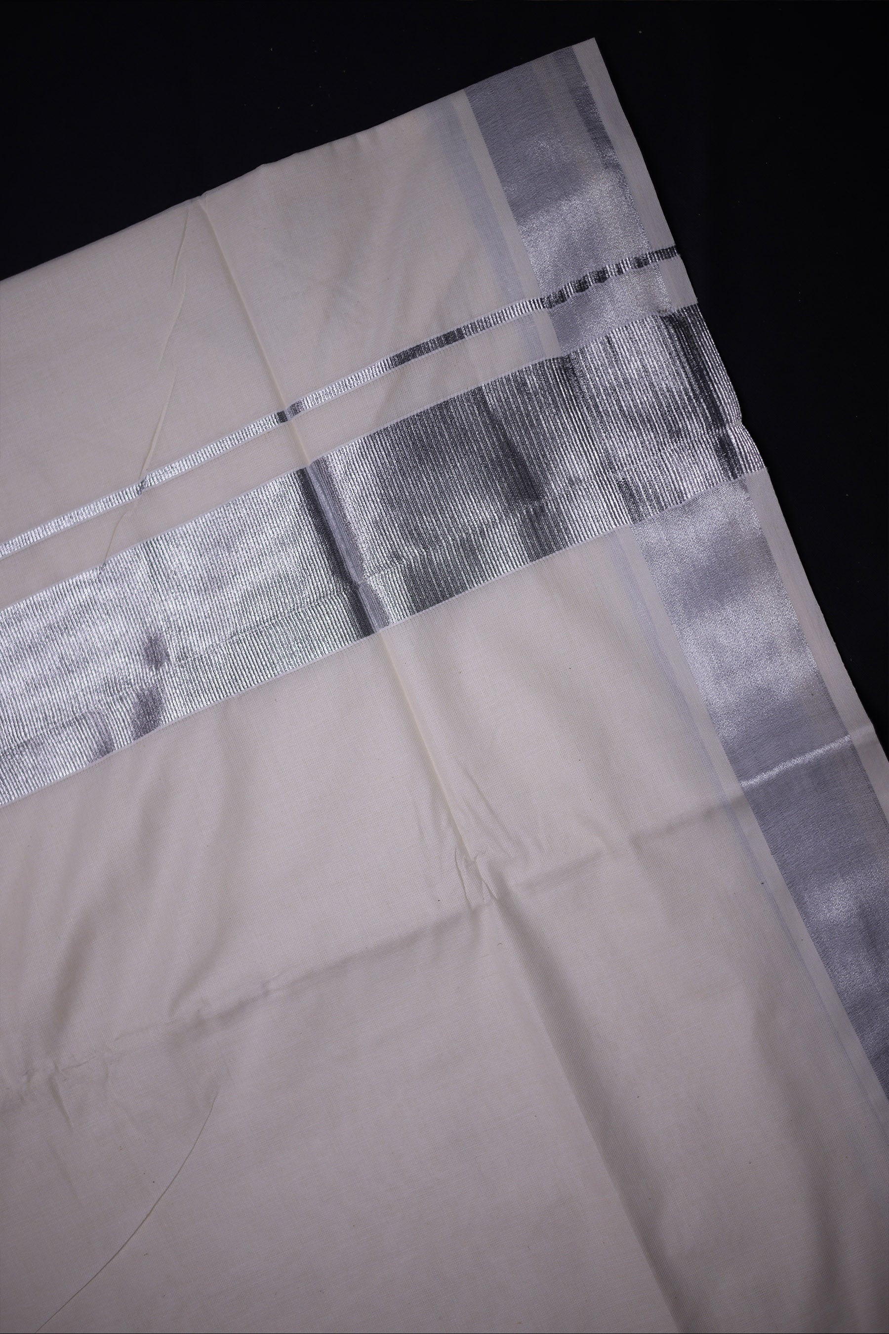 Authentic Kerala Cotton Saree with White Zari Border