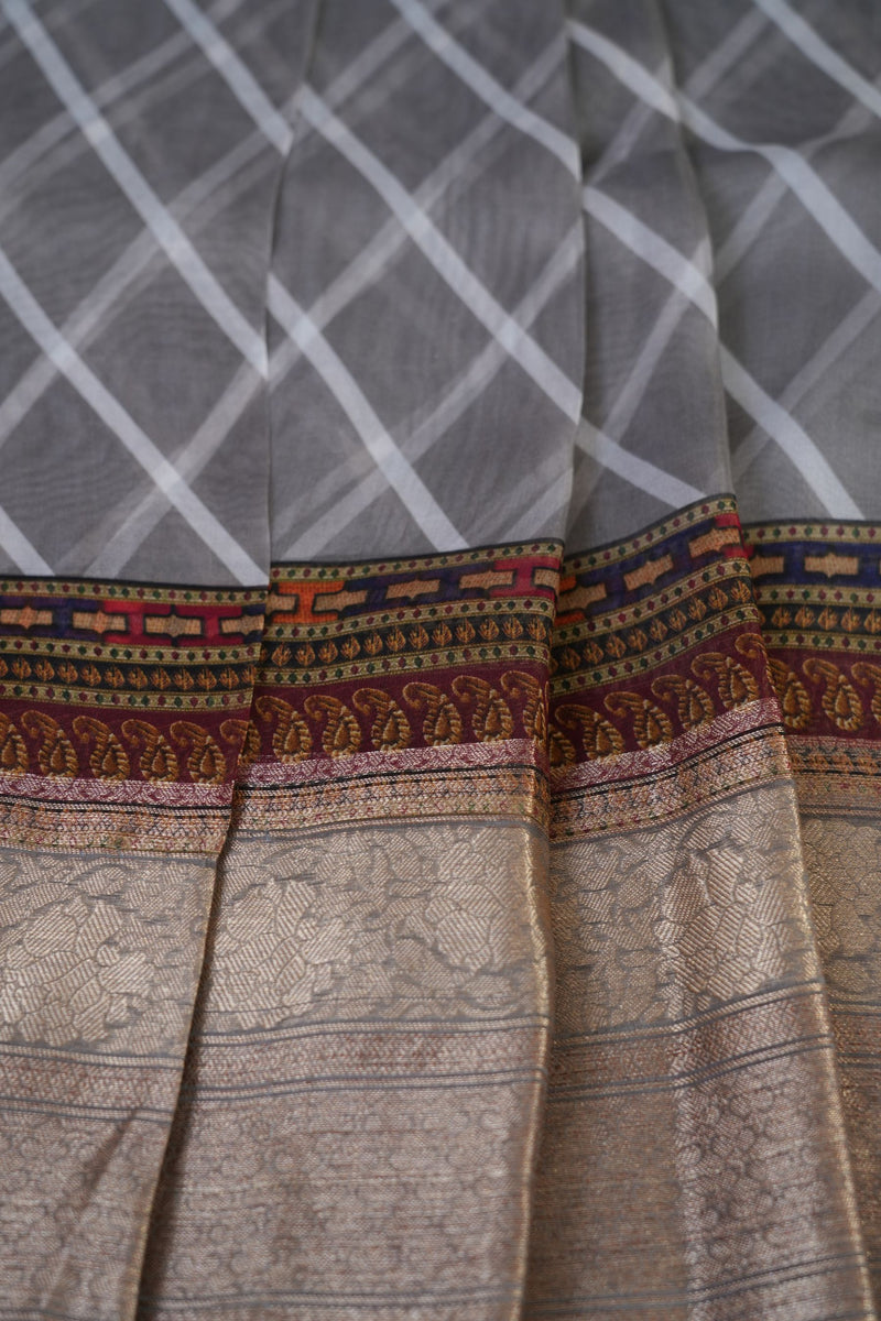 Luxury Sabyasachi Lehariya Organza Silk Saree with Kanchi Border