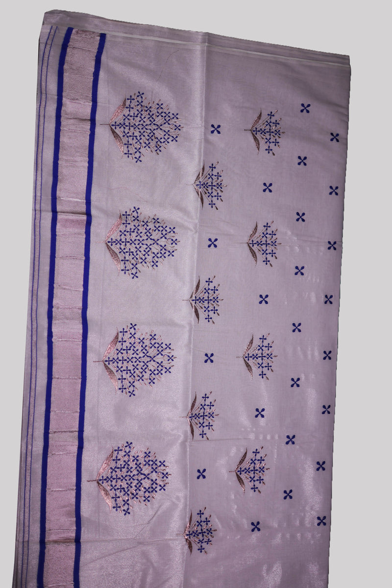 Kerala Thechipoo Blue Saree:Opulent Embroidery and Rose Gold Zari Details