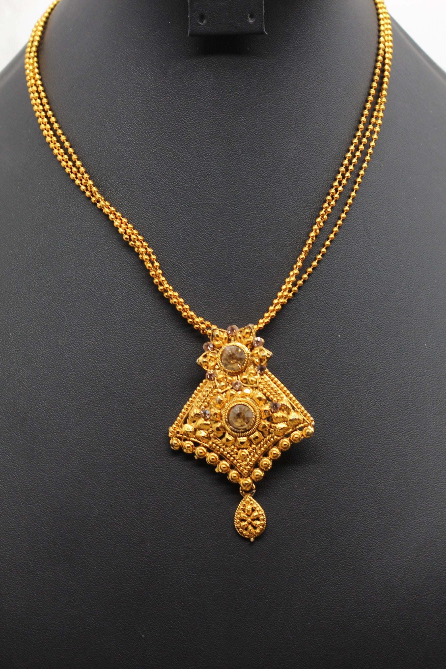 Matte Finish and Intricate Stone Work - Elegance in Traditional Jewelry Jewelry JCS Fashions