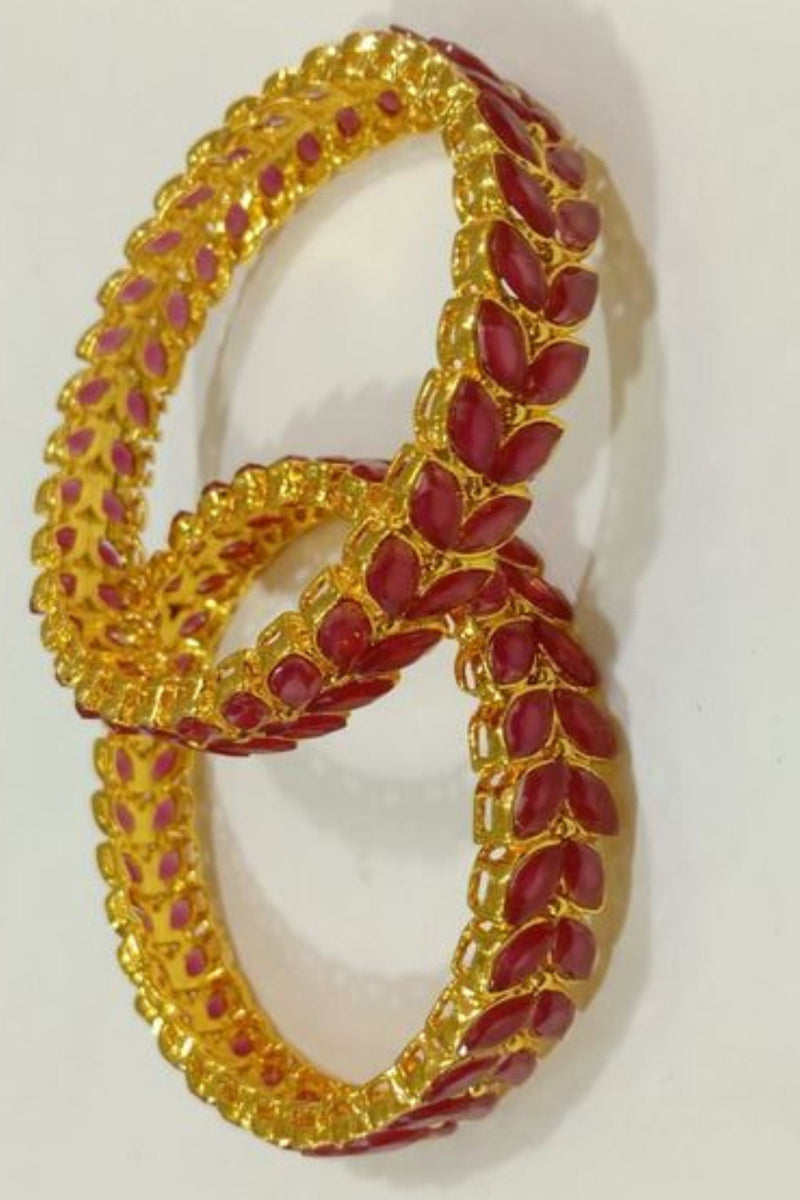 Kundan Chic: Elevate Your Style with Exquisite Bangles | JCSFashions