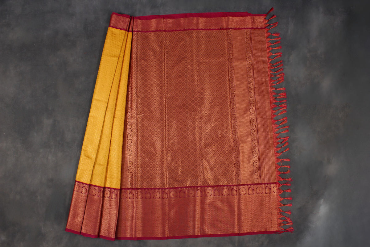 Exquisite Handwoven Kanchipuram Silk Saree - Classic Elegance Saree JCS Fashions
