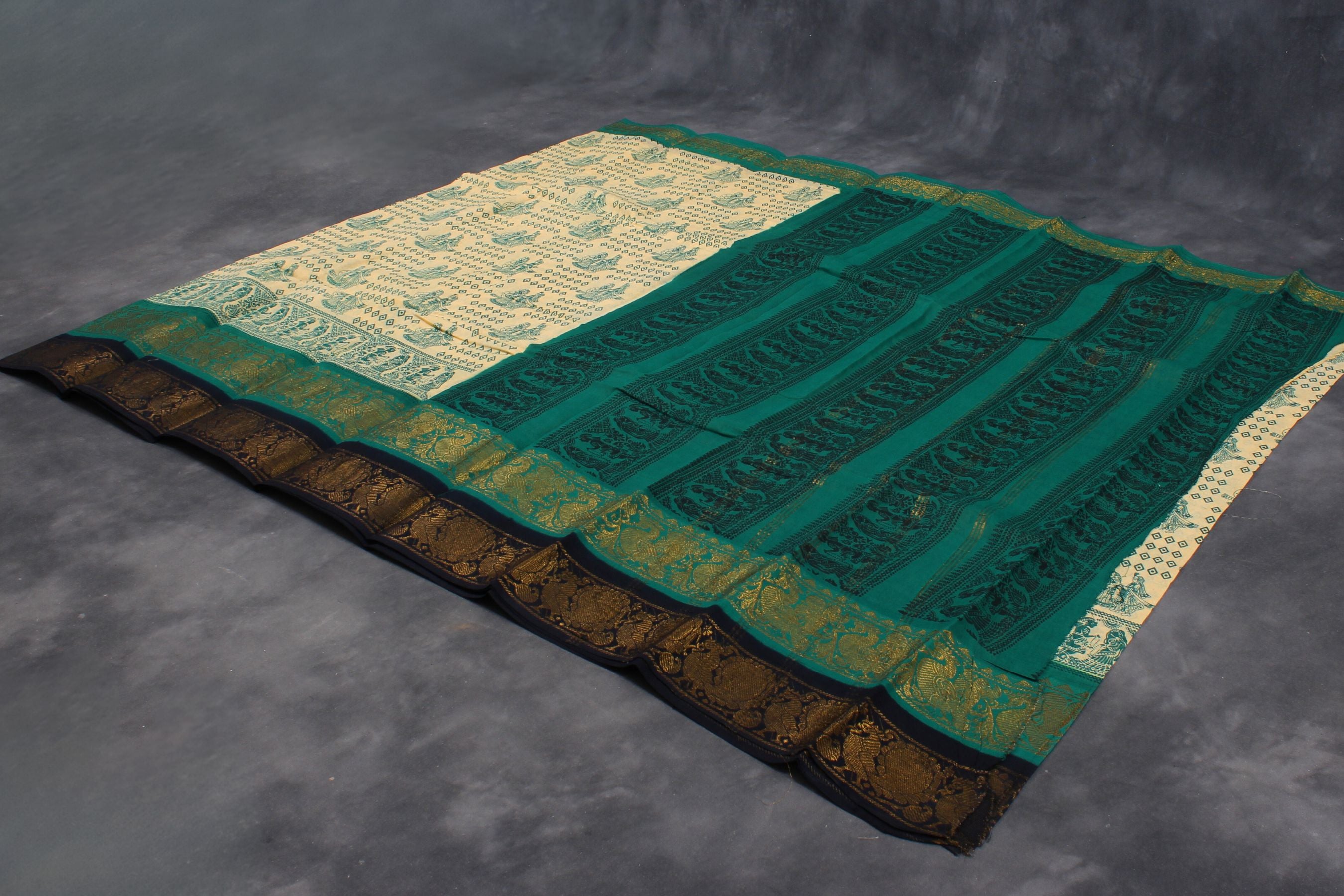 Madurai Pure Sungudi Cotton Saree with Elegant Double Borders Saree JCS Fashions
