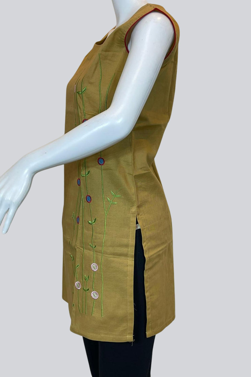 Elegant Embroidered Cotton Kurti: 31" Length, Stylish Short Sleeves