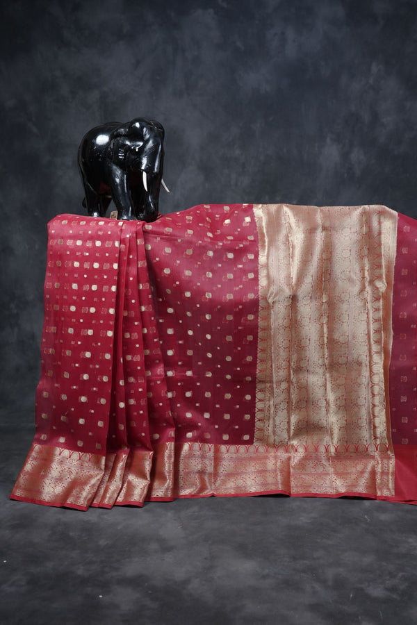 Luxurious Banarasi Organza Sarees: Best Quality Weaving and Rich Pallu