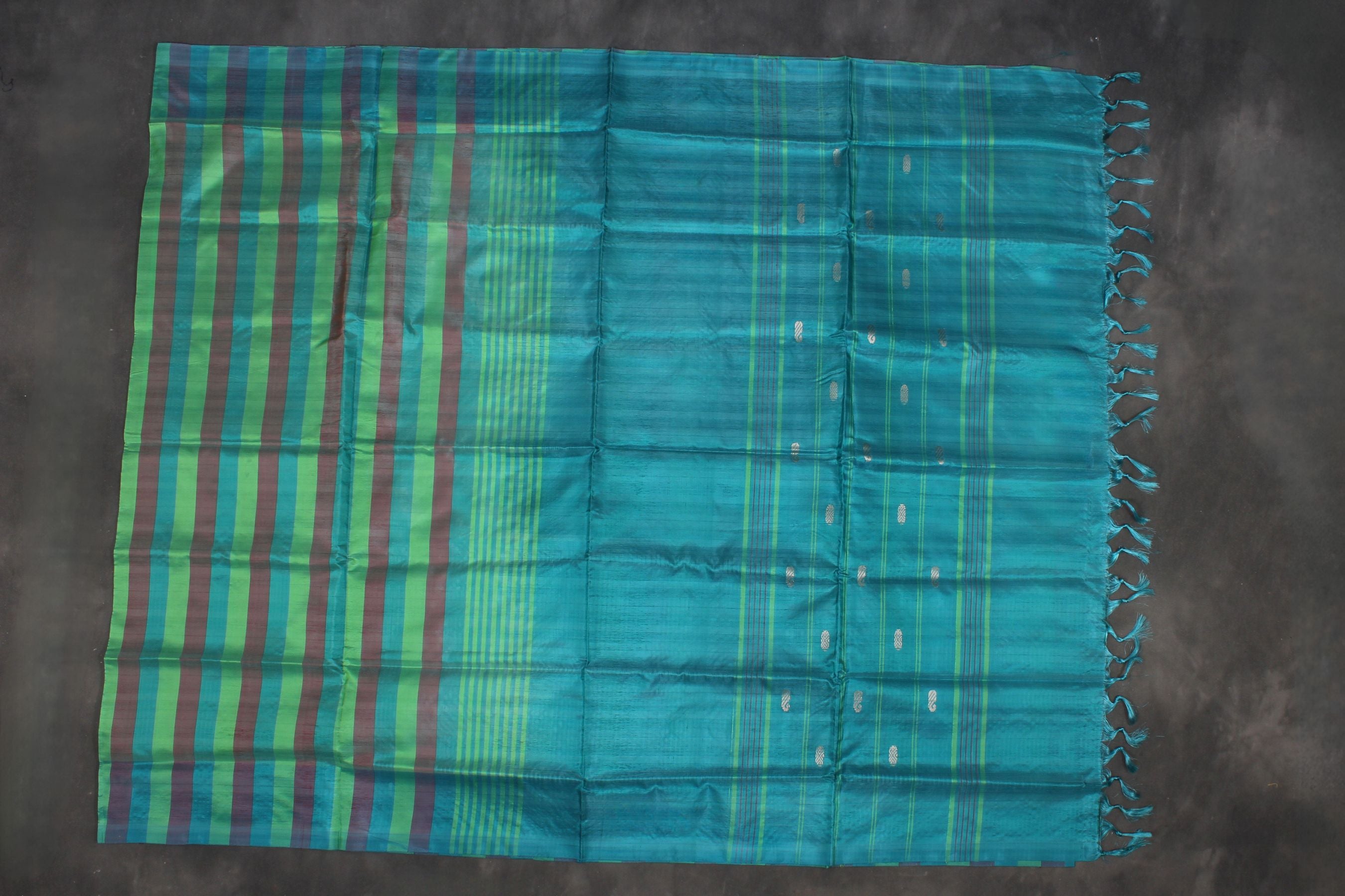 Elegant Borderless Banana Pith Saree - Versatile and Timelessly Chic Saree JCS Fashions