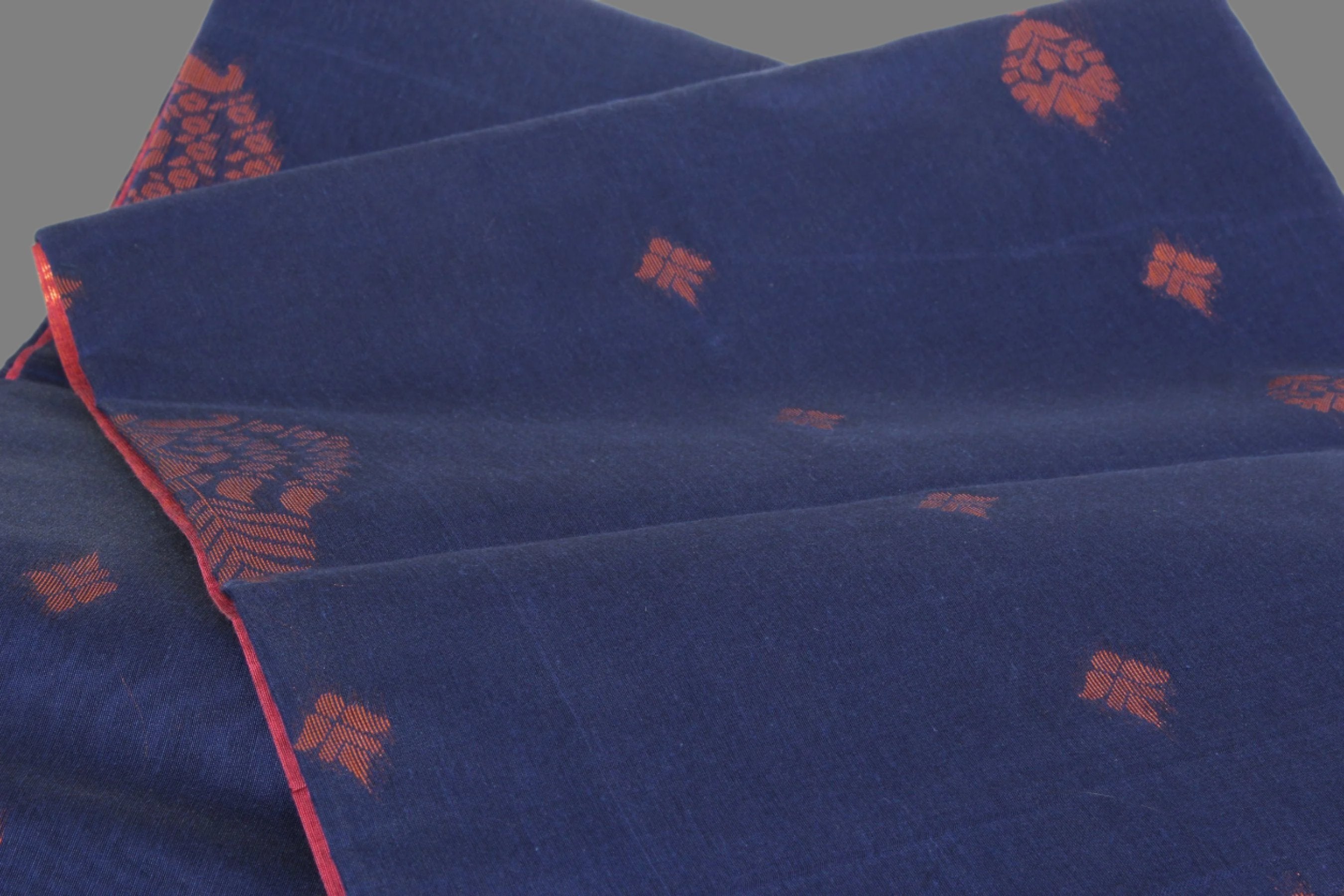 Exquisite Pure Silk-Cotton Saree: Lightweight Elegance with Large Motifs Saree JCS Fashions