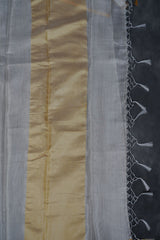 Silver Weave Sarees: Elegant Tissue Fabric, Contrast Pallu and Blouse
