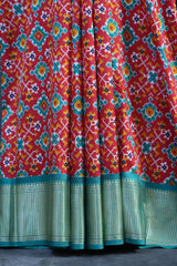 Elegant Kanchipuram Semi-Silk Saree with Complementary Blouse Piece