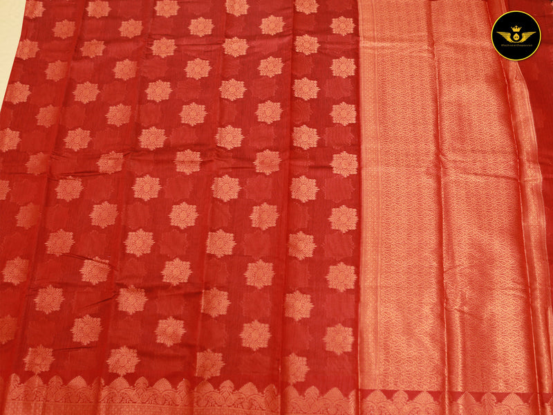 Sophisticated Soft Silk Cotton Sarees With Brocade Blouse