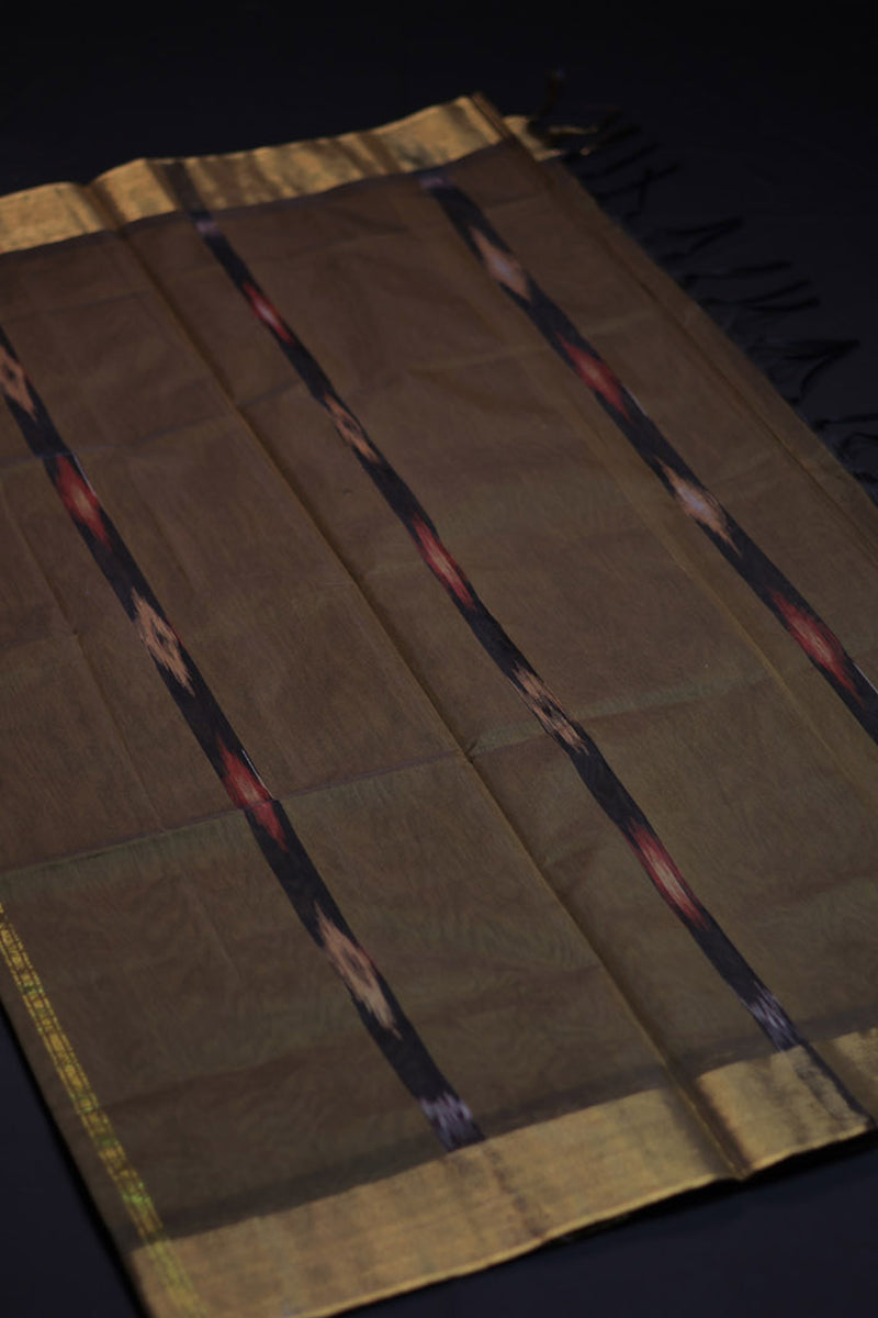 Pure Soft Cotton Saree with Exquisite Design - Traditional Elegance