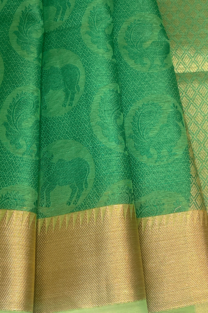 Handloom Banarasi Muslin Silk Saree with Rich Embossed Weaving Borders