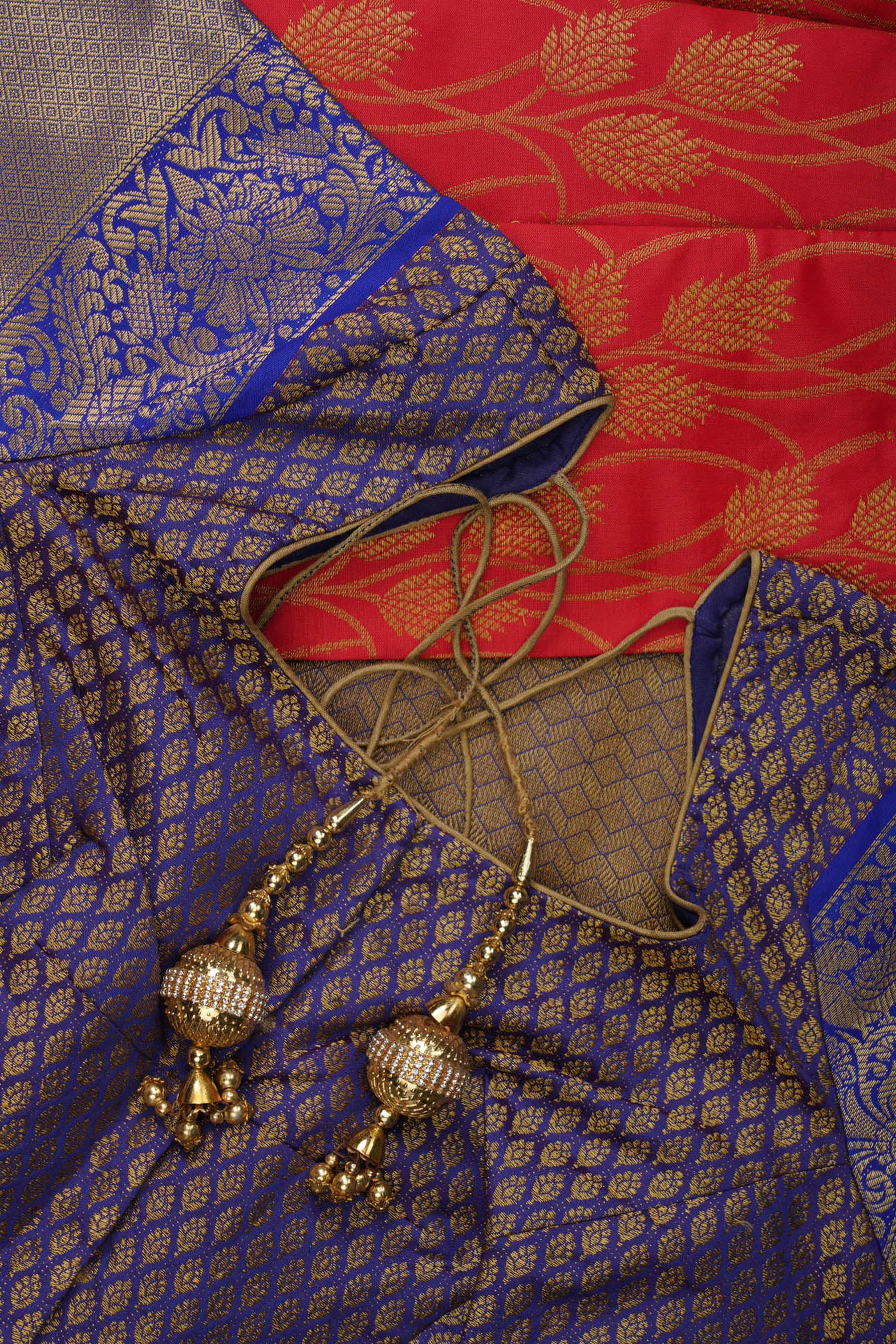 Kanchipuram Handloom Silk Saree: Red & Purple Border | Barcode Blouse SAREE JCS Fashions