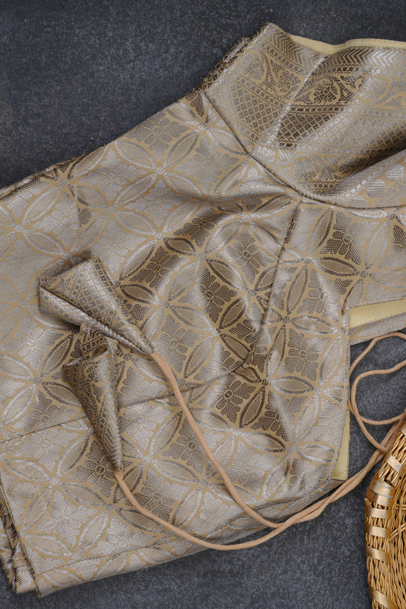 Regal Banarasi Soft Silk Saree & Brocade Blouse - Indian Craftsmanship