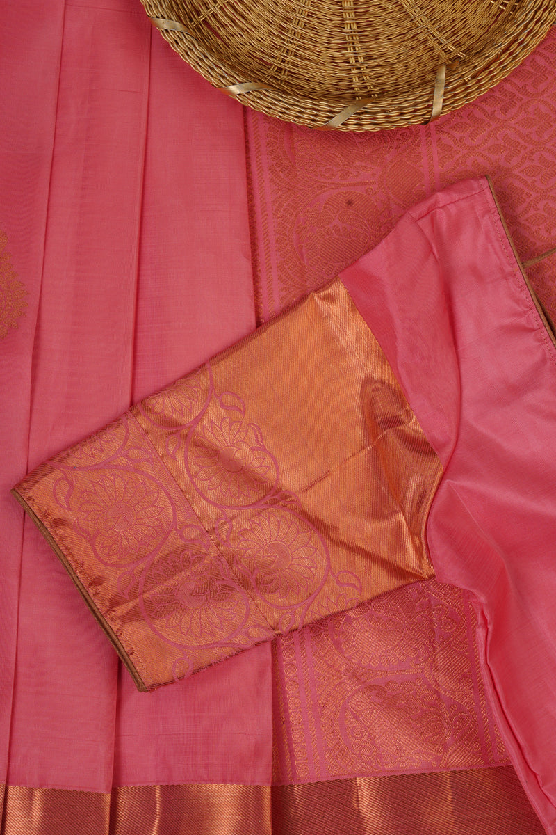 Handcrafted Elegance: Pure Handloom Silk Saree with Unique Border