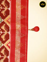 Exquisite Twill Ikkat Patola Silk Sarees with Contrast Borders