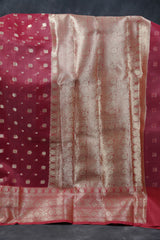 Luxurious Banarasi Organza Sarees: Best Quality Weaving and Rich Pallu
