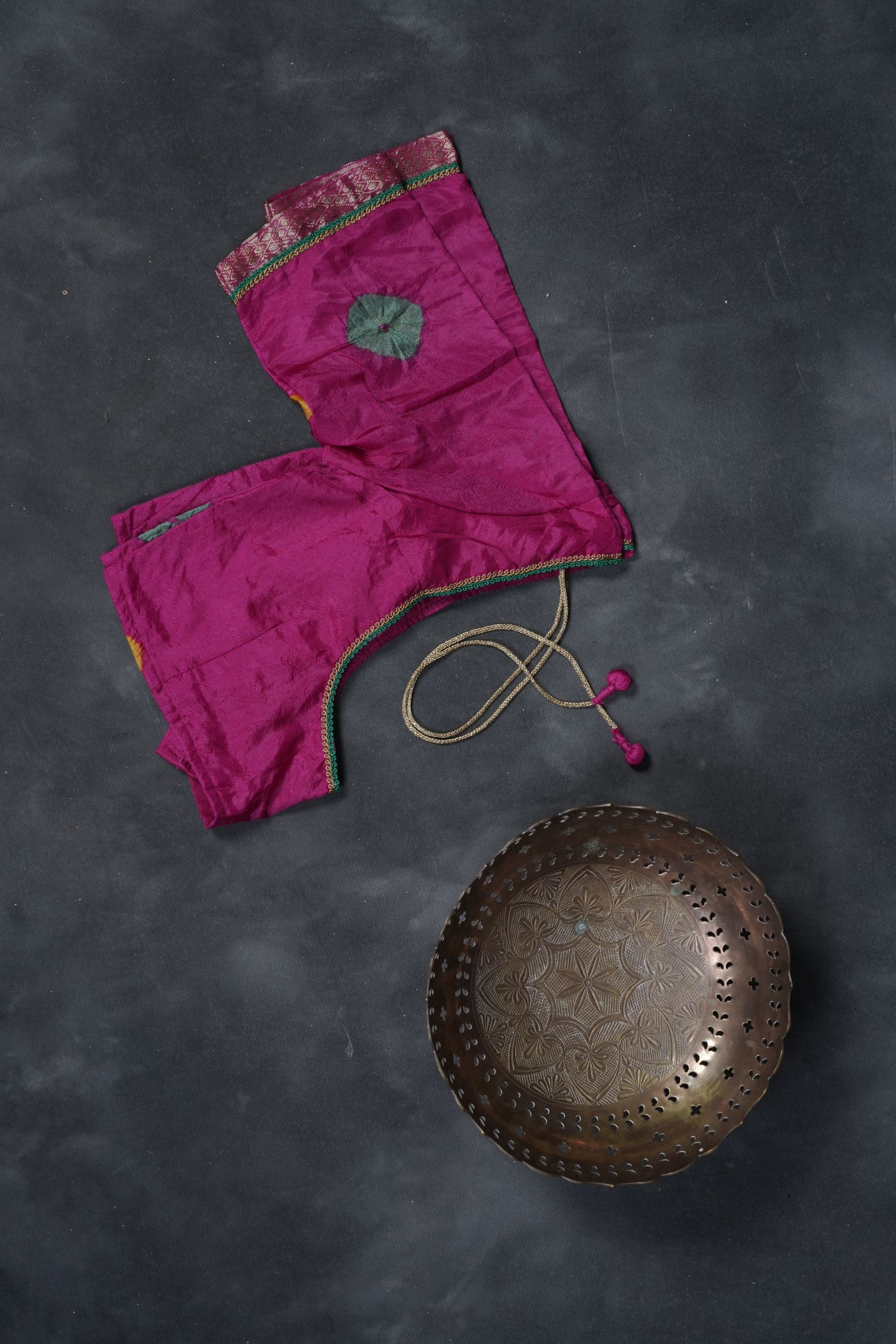 Pretty RAW SILK SHIBORI Sarees - Genuine BANDHEJ Design and Zari Border SAREE JCS Fashions