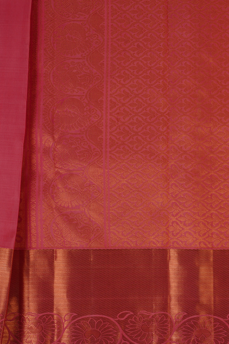 Handcrafted Elegance: Pure Handloom Silk Saree with Unique Border