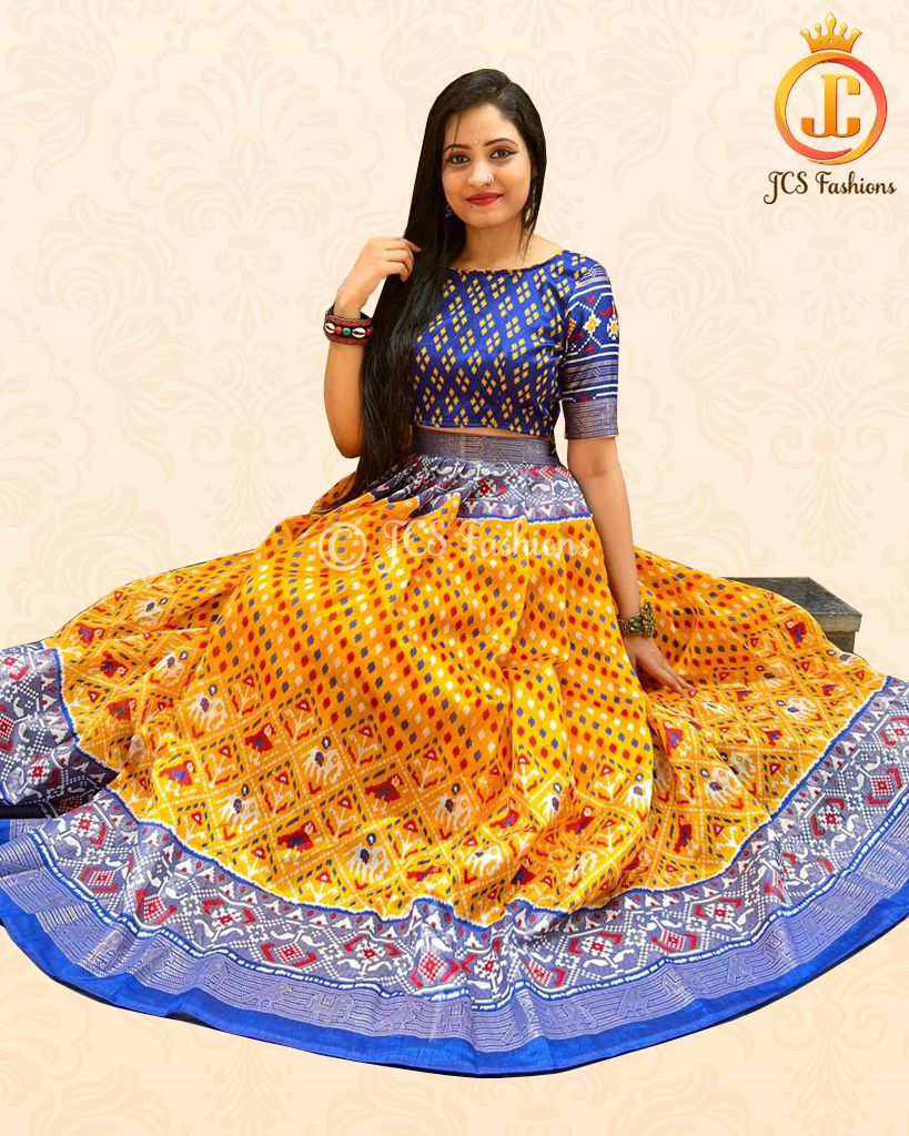 Printed Designer Lehenga With Crop Top LEHANGA JCS Fashions