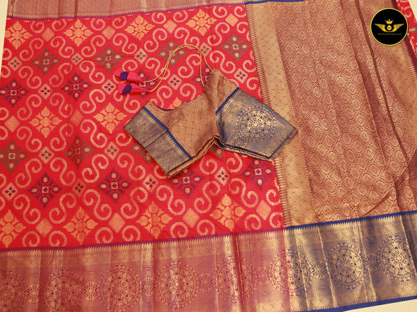 Banarasi Handloon Saree: All-Over Zari Butta with Contrast Border