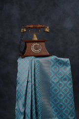 Elegant Banarasi Silk Saree & Zari Woven Blouse - Indian Tradition