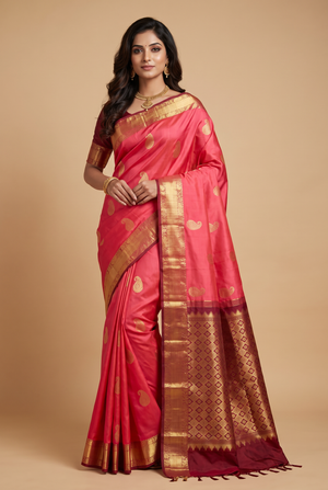 Women Pure Kanchipuram Silk Saree With Rich Pallu