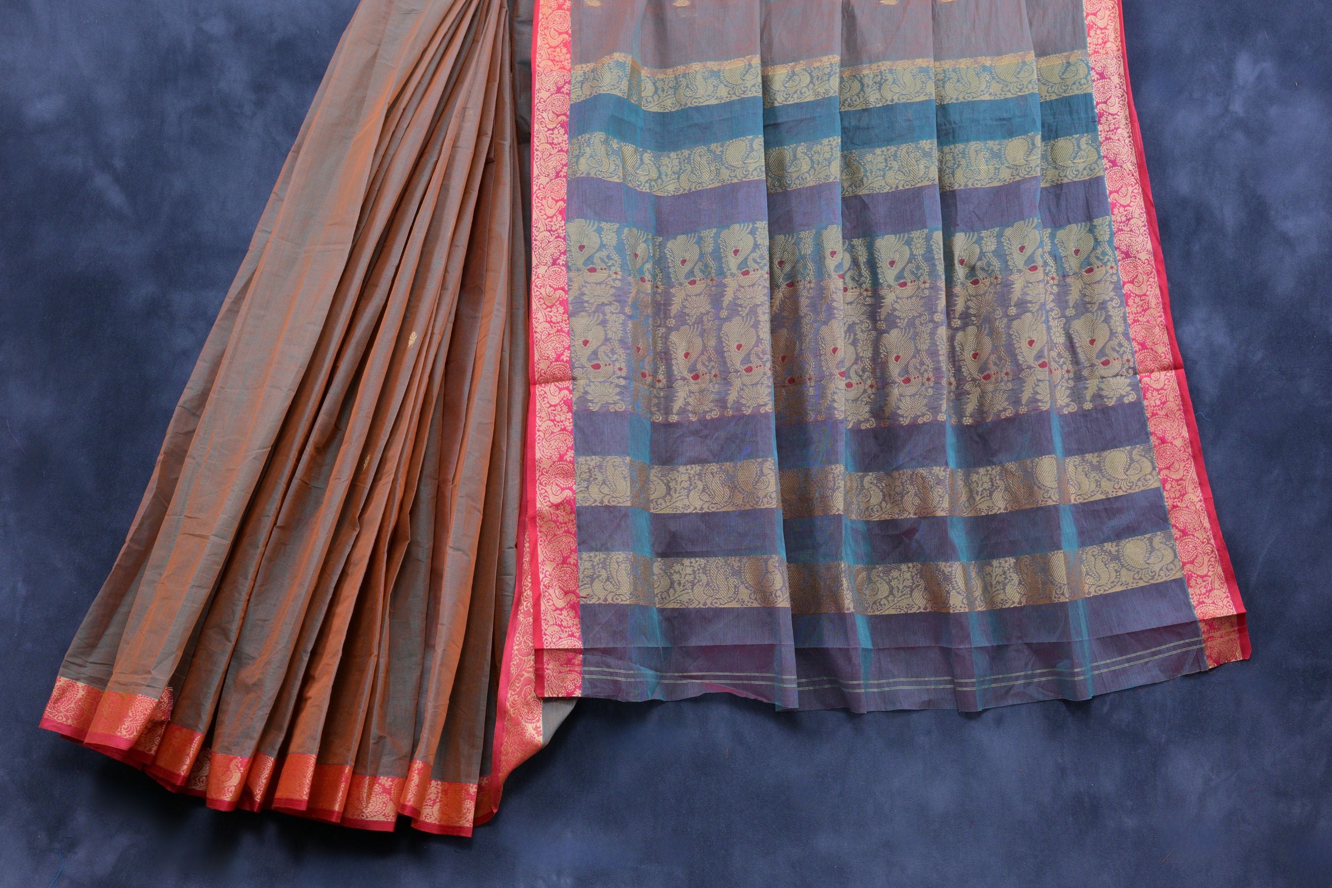 Graceful 6.75 Yard Cotton Saree - Elegance & Traditional Craftsmanship Saree JCS Fashions