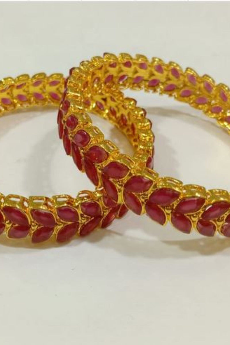 Kundan Chic: Elevate Your Style with Exquisite Bangles | JCSFashions