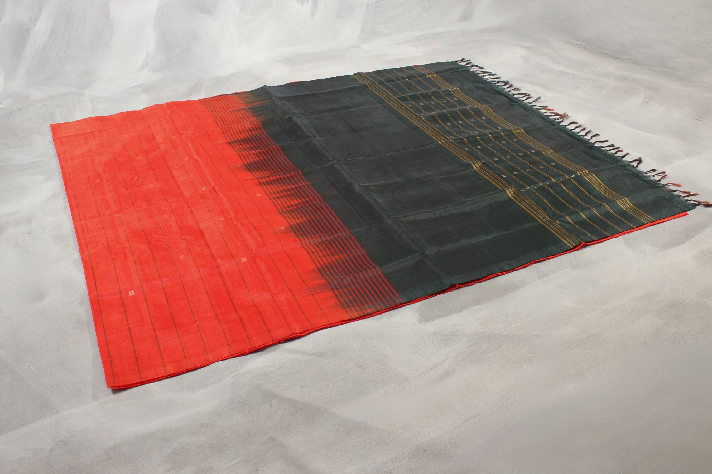 Luxurious Borderless Bananapith Saree: Sustainable Chic by JCS Fashions Saree JCS Fashions