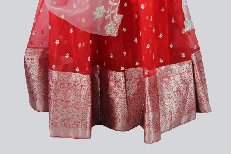 Radiant Kanchipuram Lehanga Set: Viscose Thread & Glitter Sequin Work