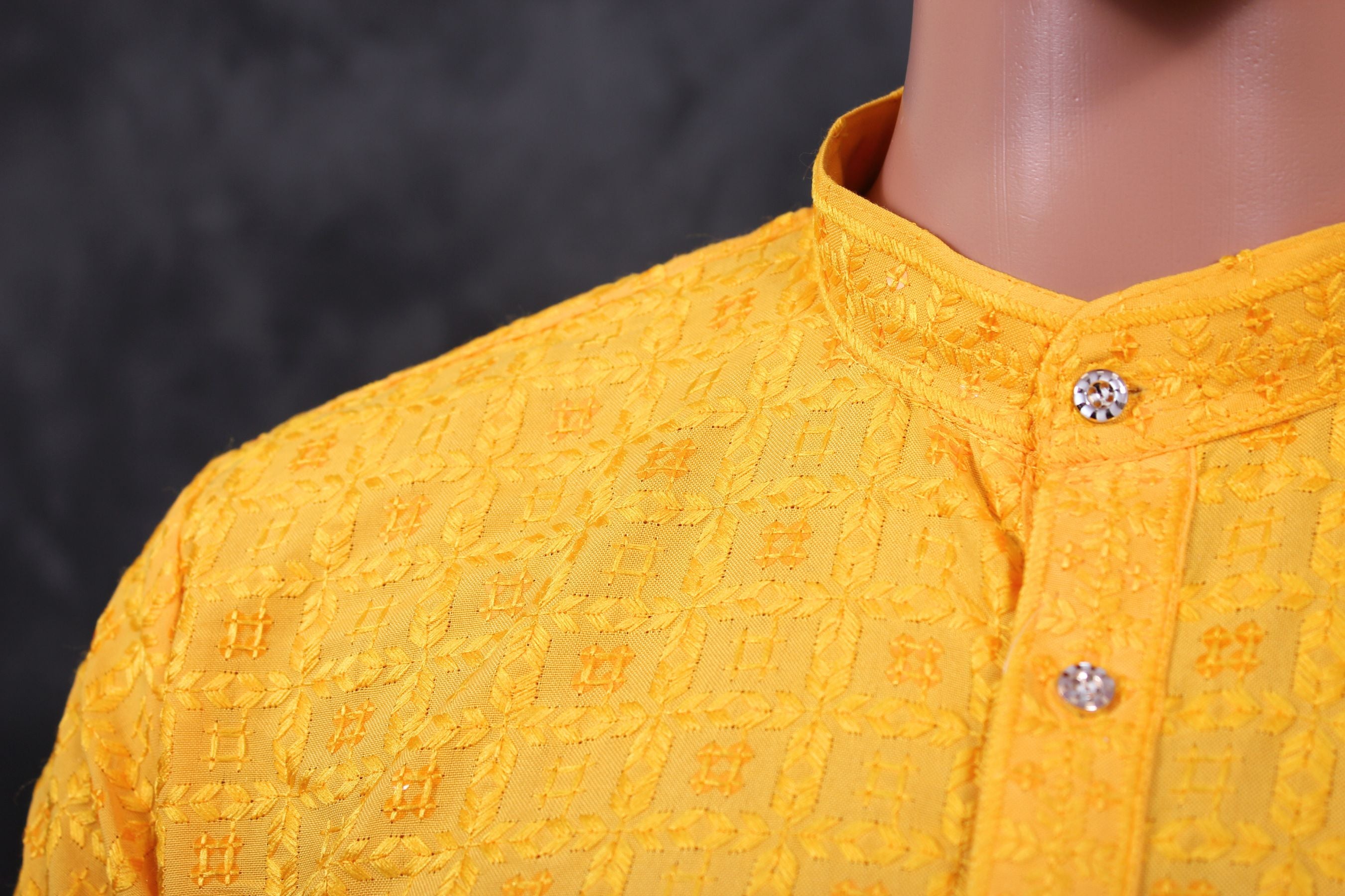 Men's Luxurious Lakhnavi Kurta - Elegant, Handcrafted Ethnic Ensemble