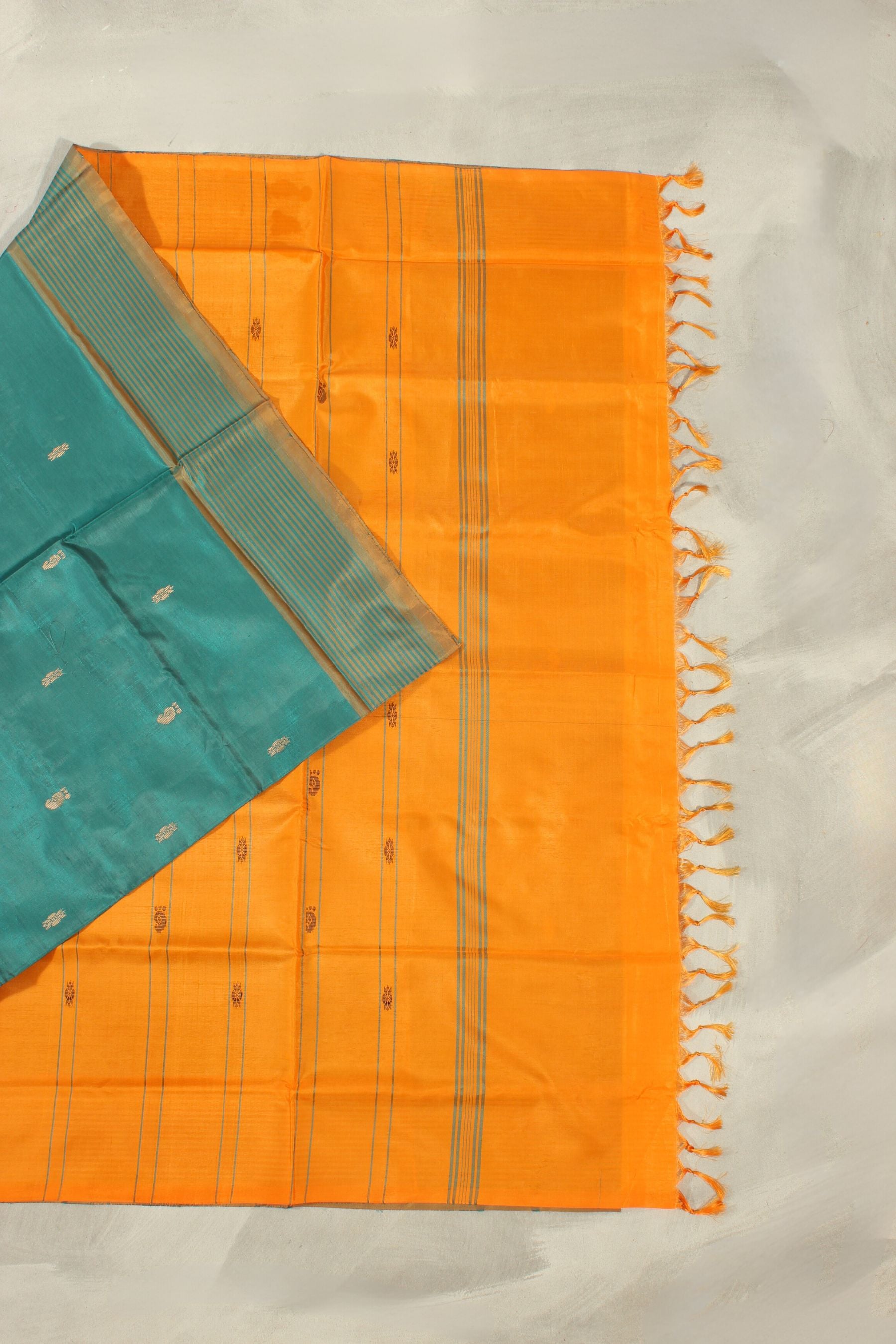 Eco-friendly Borderless Banana Pith Saree – Handwoven Beauty |JCSFashions Saree JCS Fashions