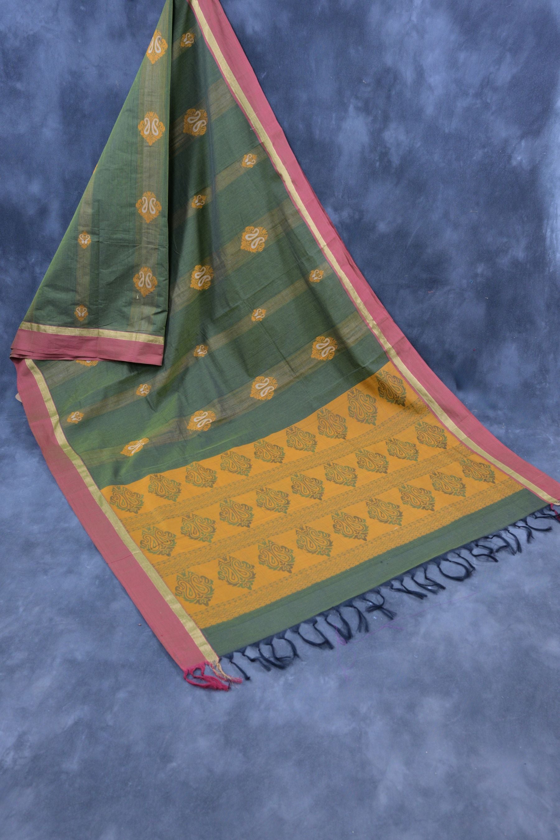 Traditional Elegance: Premium Cotton Saree with Rich Pallu Design Saree JCS Fashions