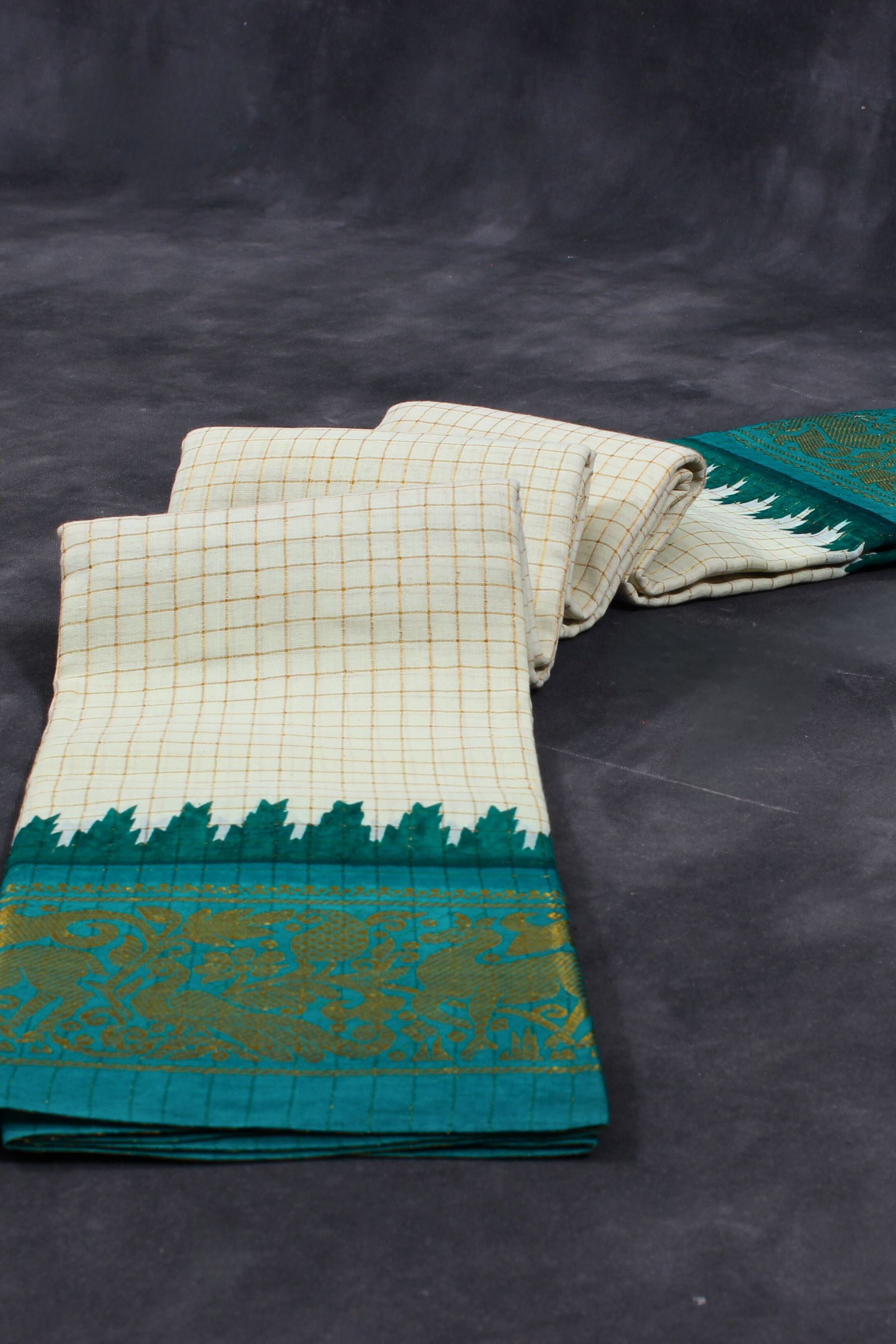 Madurai Pure Sungudi Cotton Saree with Golden Checks & Zari Border Saree JCS Fashions