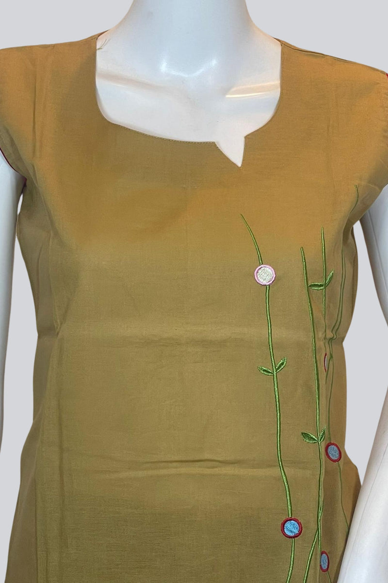 Elegant Embroidered Cotton Kurti: 31" Length, Stylish Short Sleeves