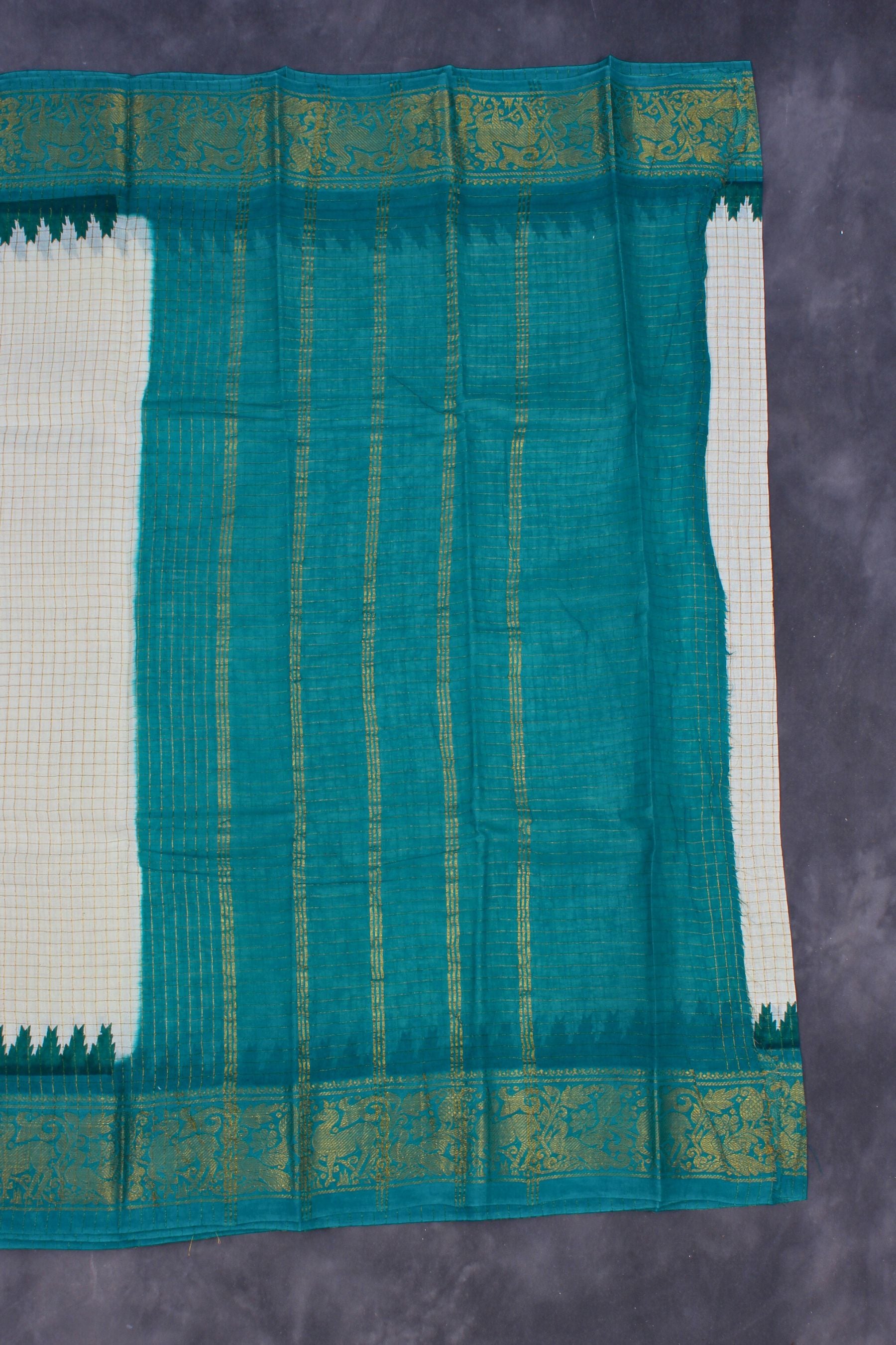 Madurai Pure Sungudi Cotton Saree with Golden Checks & Zari Border Saree JCS Fashions