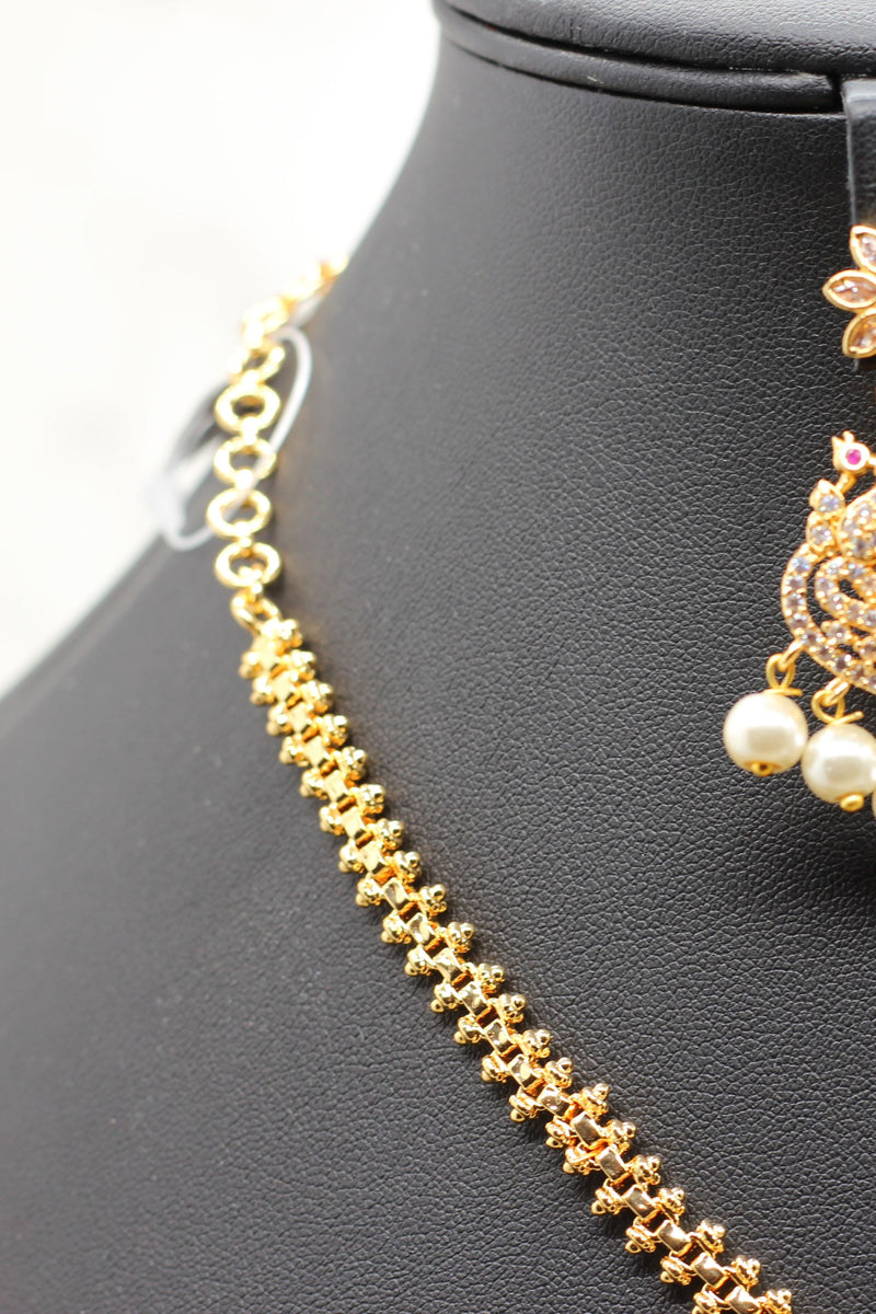 Exquisite Stone Pendant Chain & Earring Set – White & Pink Stone Harmony