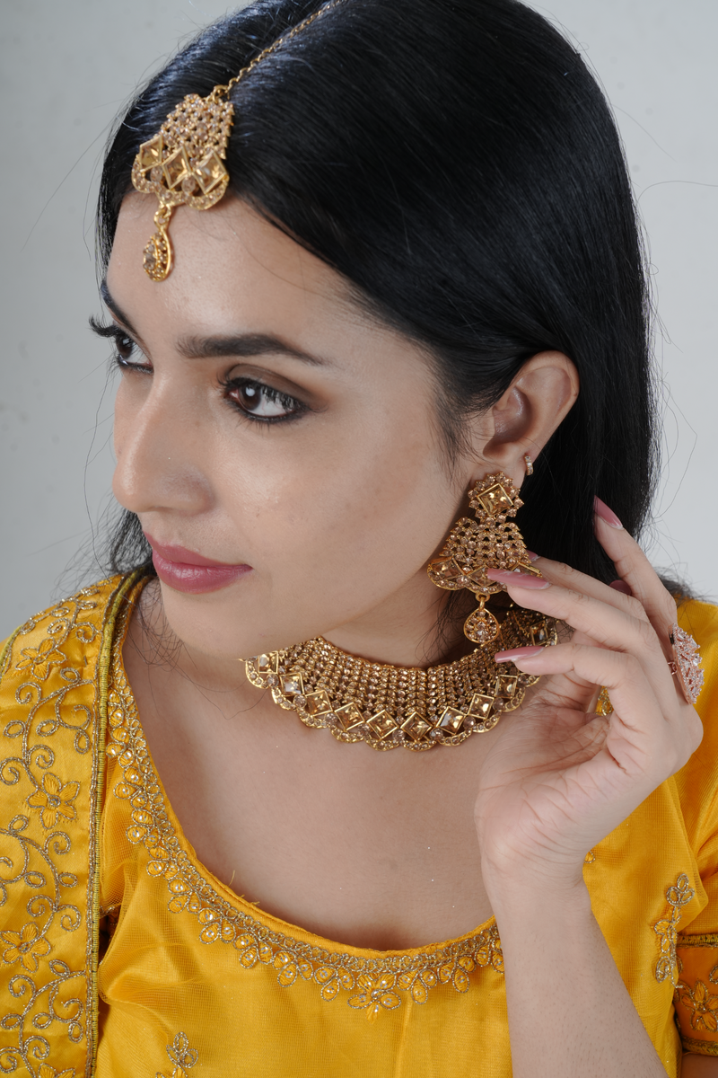 Gold-plated Neck Set with Tikka & Earrings - Radiant Glamour