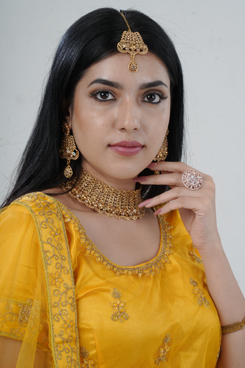 Gold-plated Neck Set with Tikka & Earrings - Radiant Glamour
