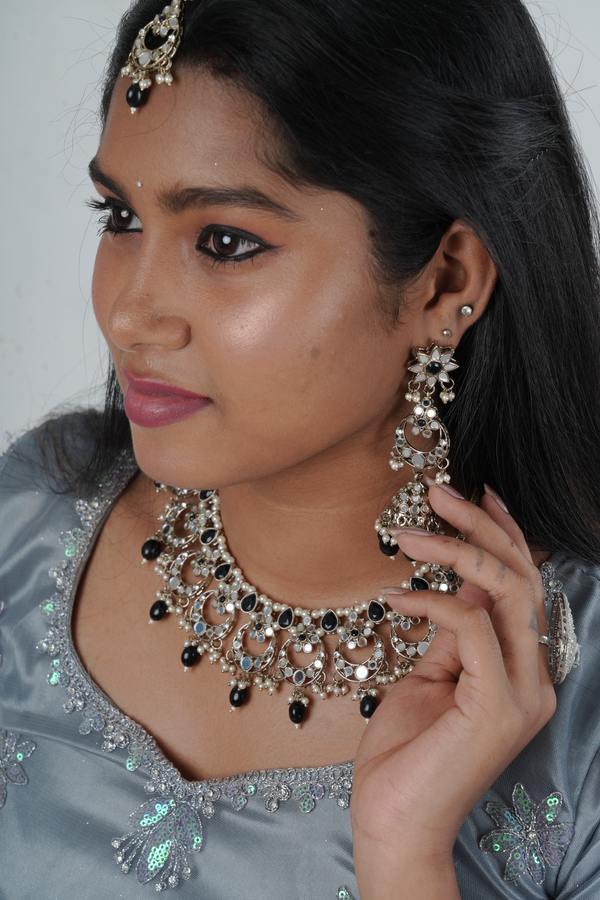 Elegant Mirror & Bead Work Neckset with Pearl Details & Matching Jhumka