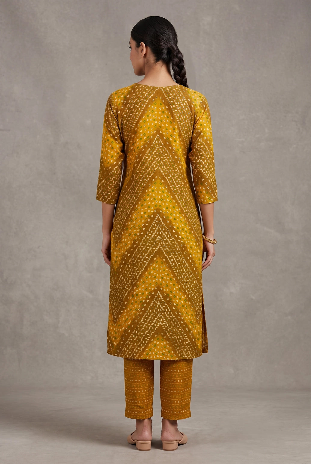 Mustard Yellow Rayon 2-Piece Kurti Set with Geometric Print & Elastic Pant for Women